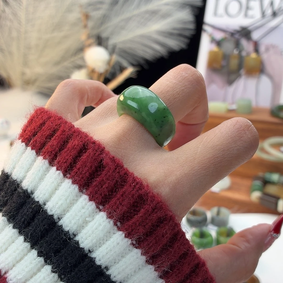 和田玉未镶嵌戒指i75碧玉馒头17.9mm微瑕