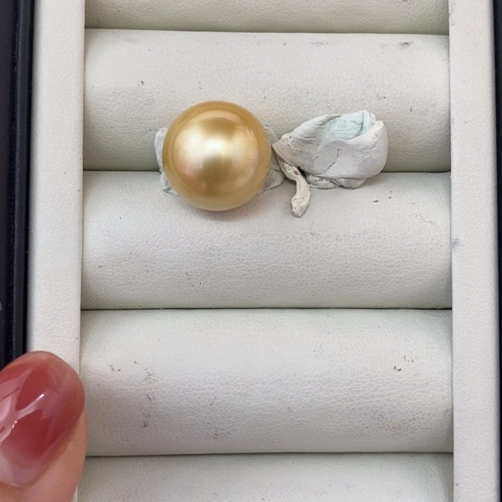 未镶嵌裸珠海水珍珠士****可