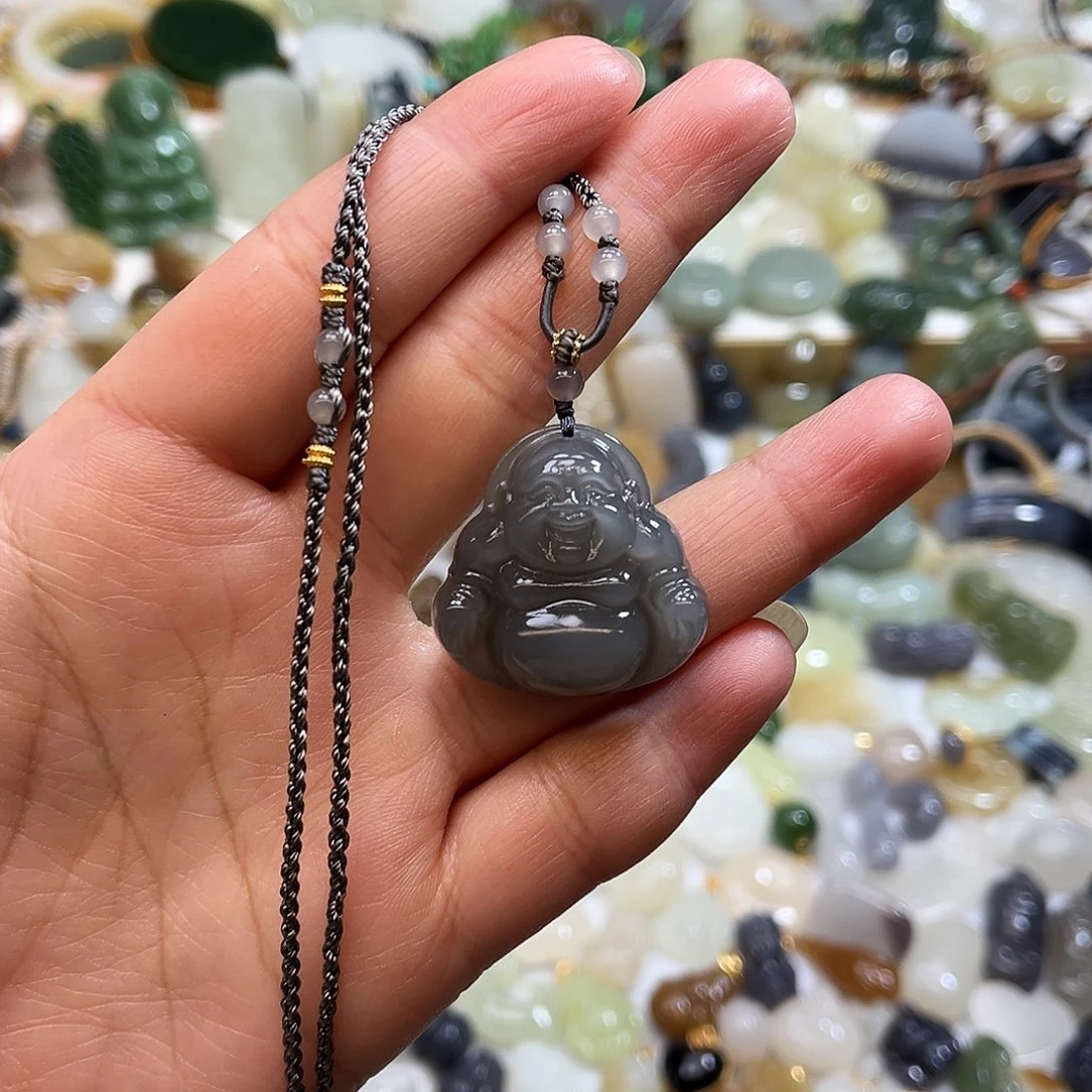 和田玉未镶嵌吊坠(赠链)