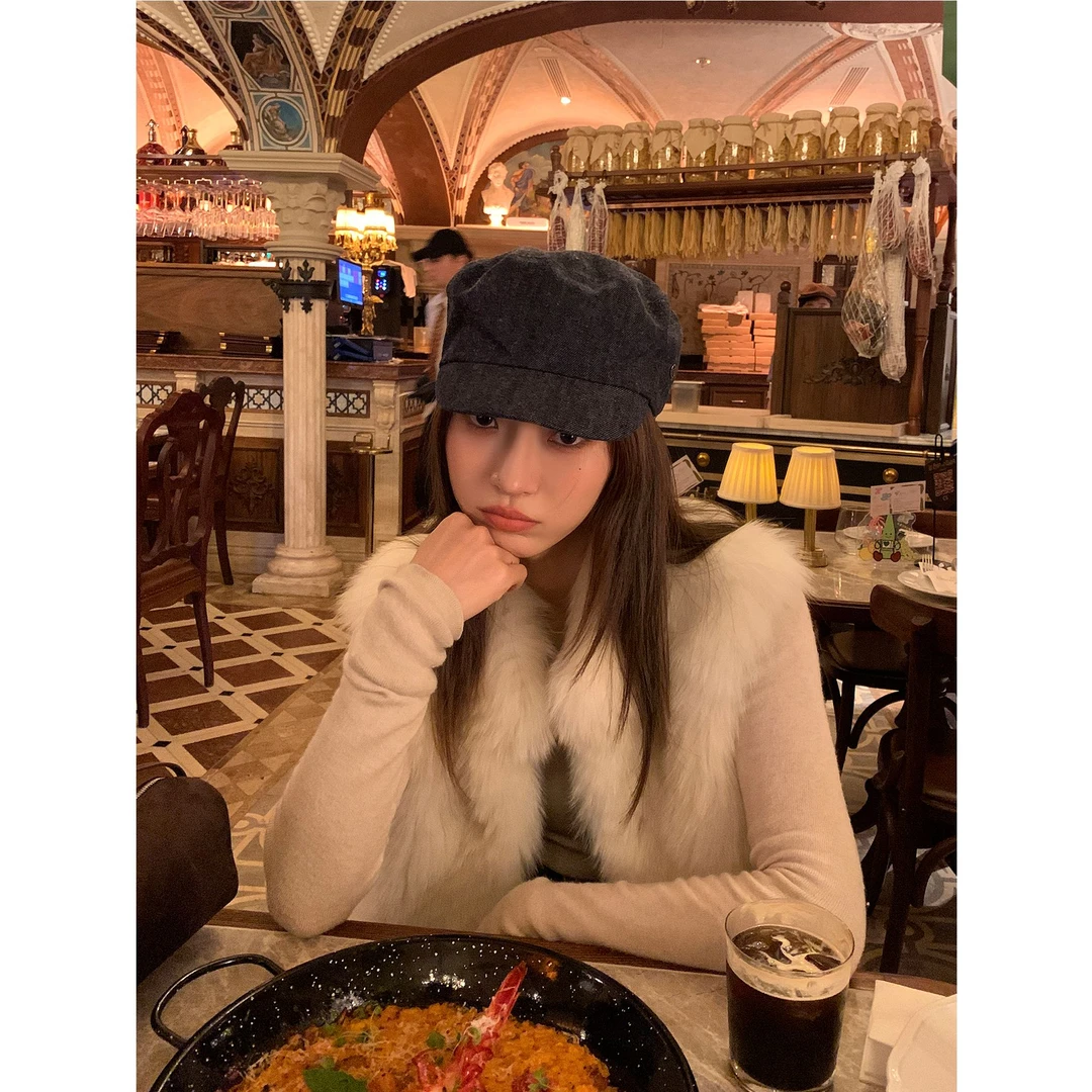 韩系咖色立领毛毛外套女秋冬软糯修身短款高级感仿皮草马甲上衣