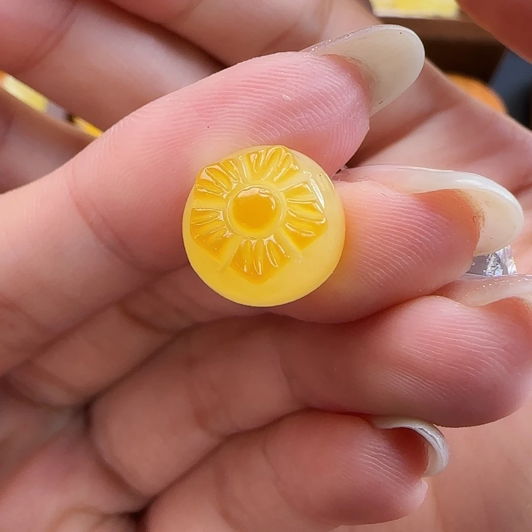 琥珀未镶嵌珠宝奇石轶*儿蜜蜡