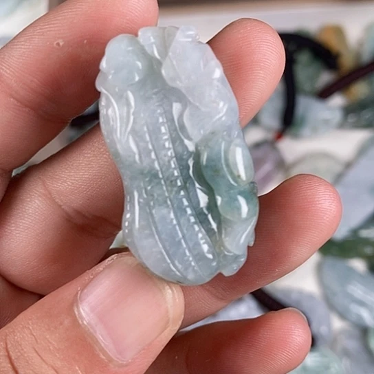 翡翠未镶嵌颈饰天然翡翠
