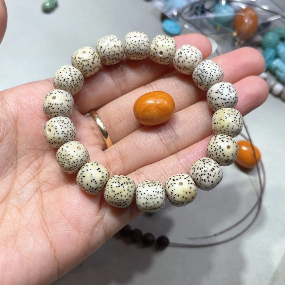星月菩提手串星月菩提搭配蜜蜡