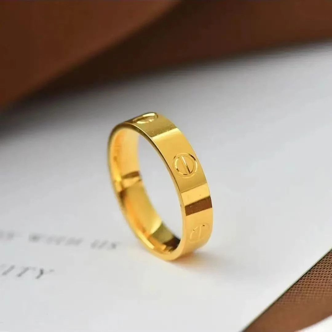 【粉丝专宠】高级感经典卡家戒指2.8g情侣对戒指T