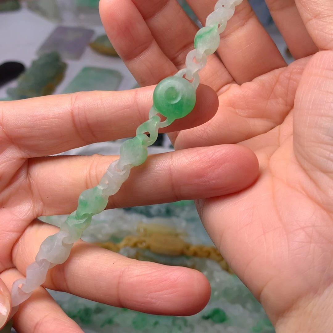 定制翡翠未镶嵌翡翠