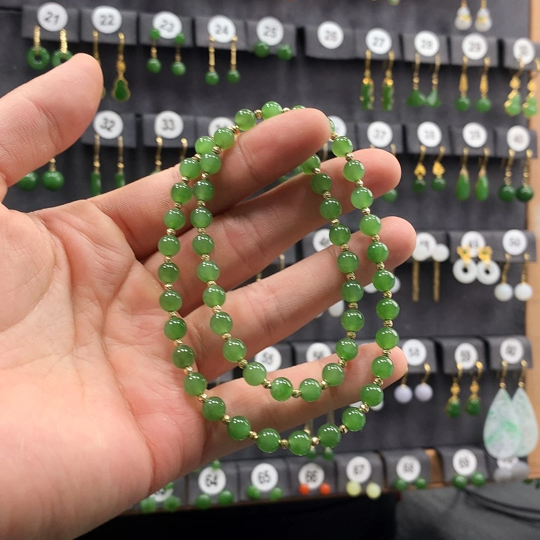 和田玉颈饰18K金镶嵌