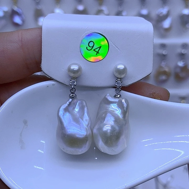 颈饰未镶嵌淡水珍珠