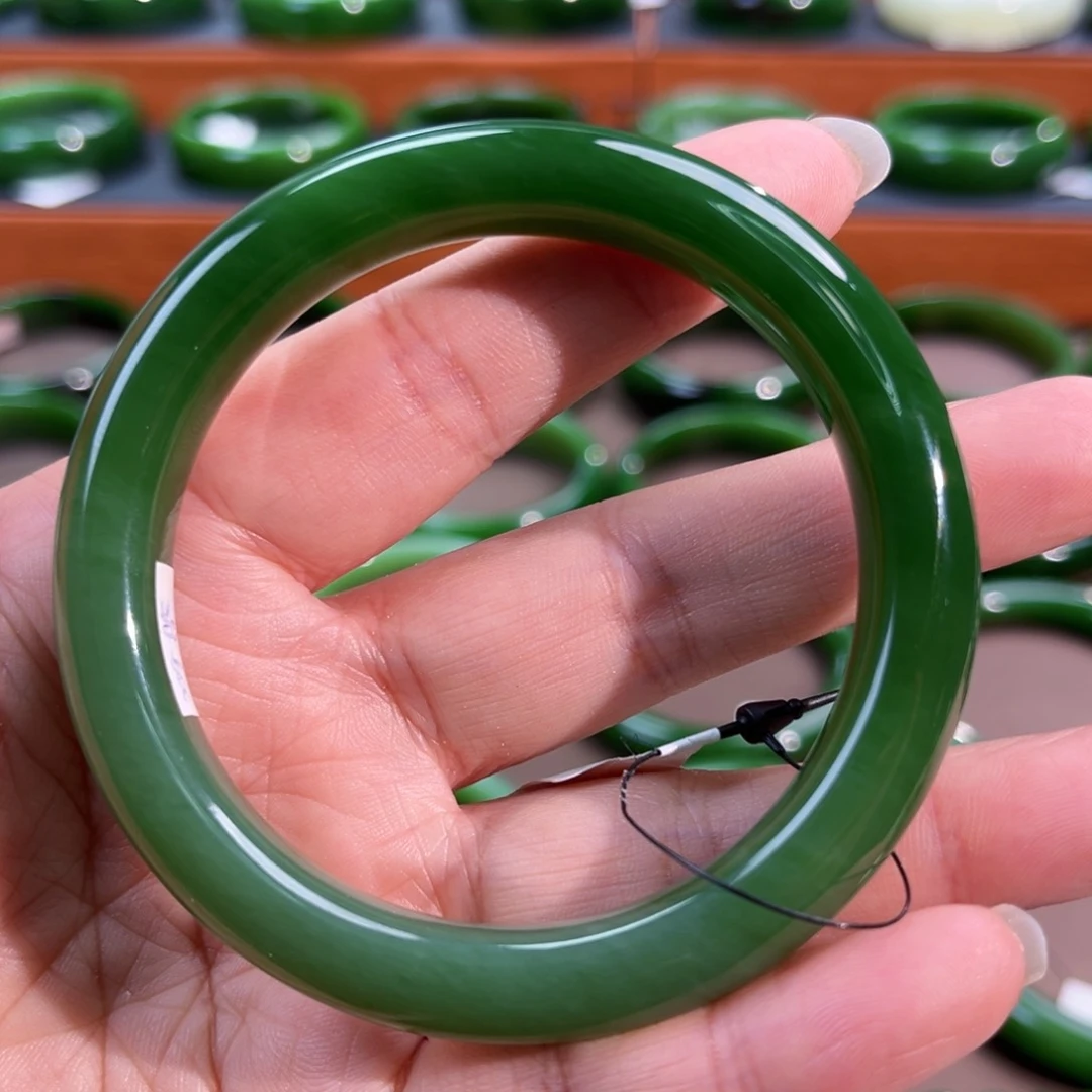 未镶嵌手镯和田玉（碧玉）