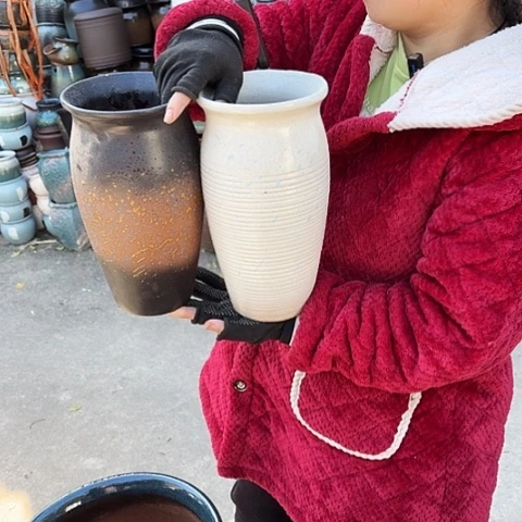 14口26高瑕疵两个。