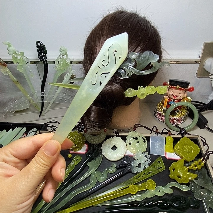 蛇纹石玉合金发饰窗花