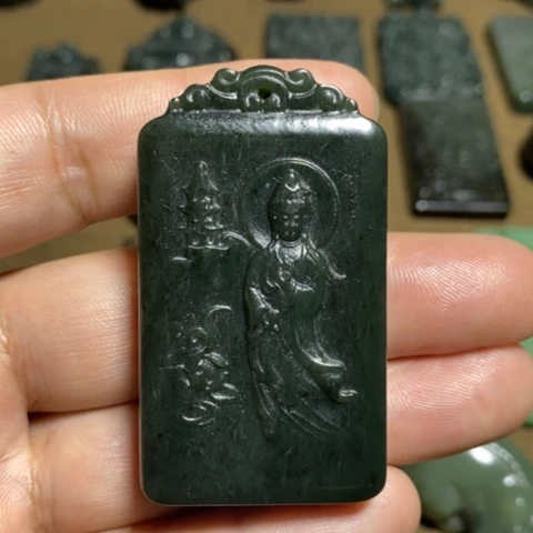 和田玉未镶嵌挂件