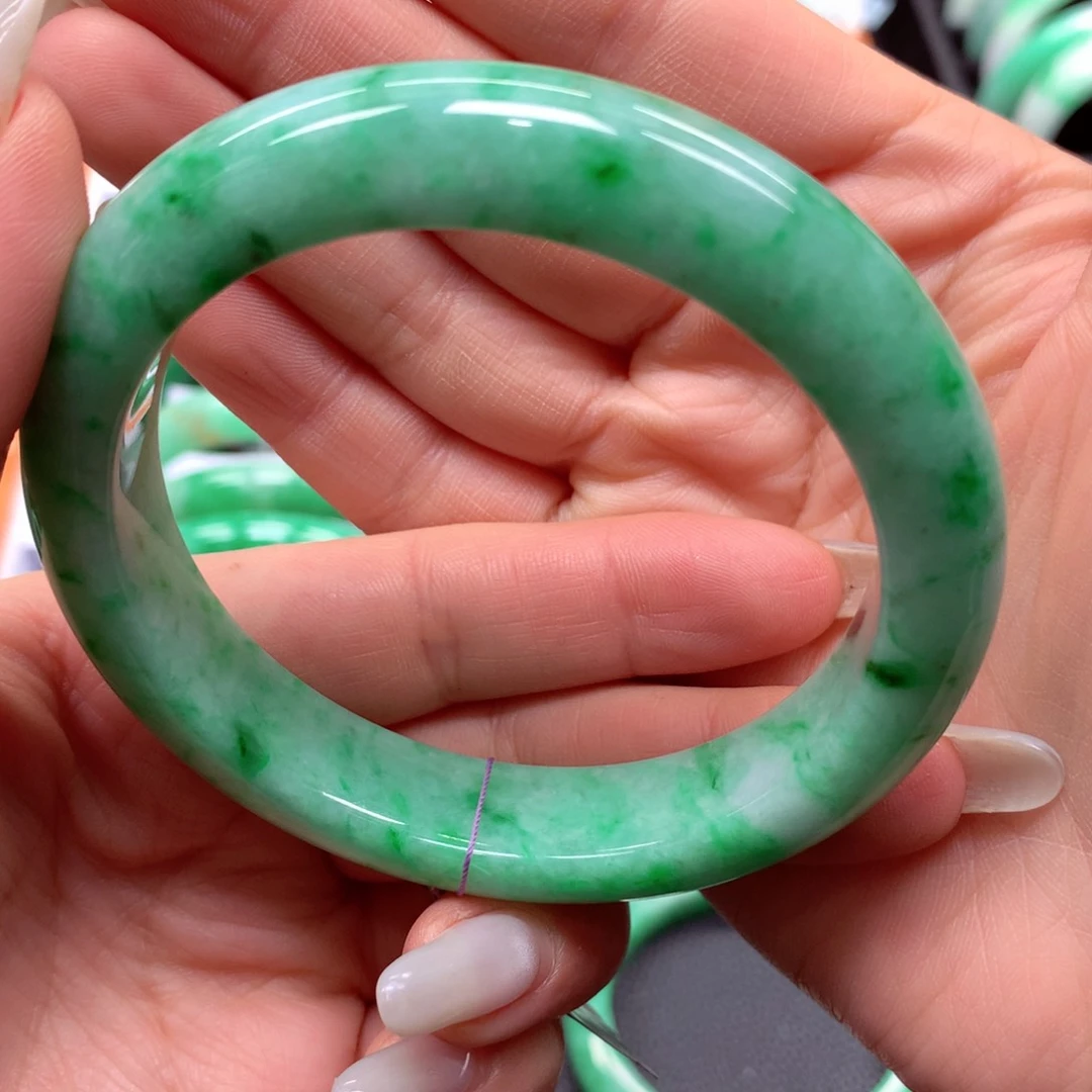 未镶嵌手镯翡翠翡翠