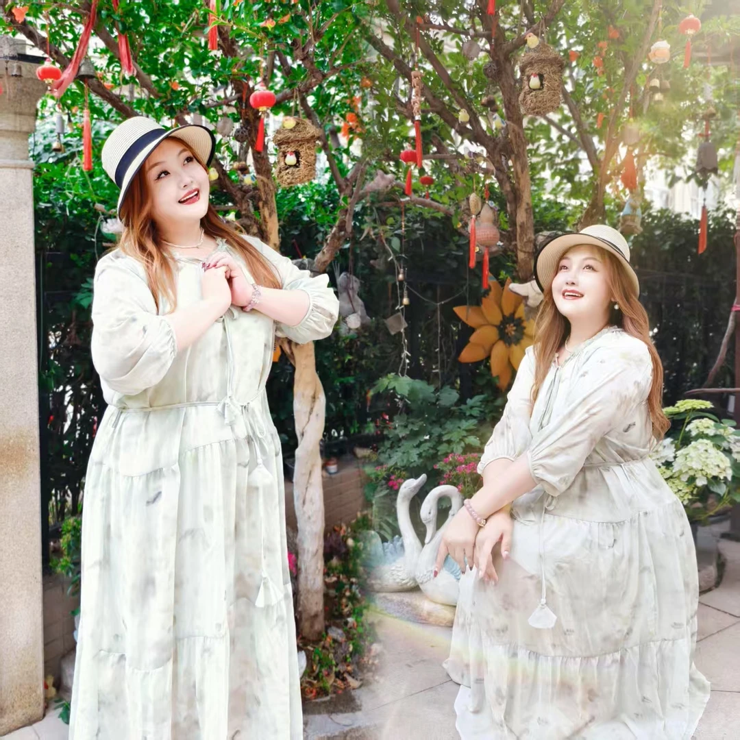 【绿意悠悠】钻石家大码轻奢浪漫印花连衣裙 DOP2571