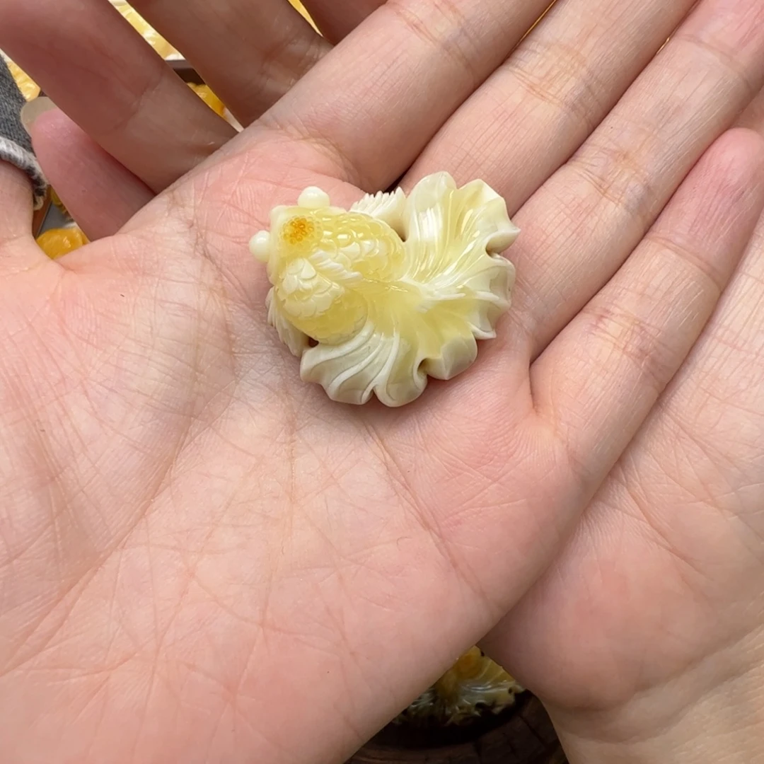 喵***猫蜜蜡未镶嵌裸石蜜蜡