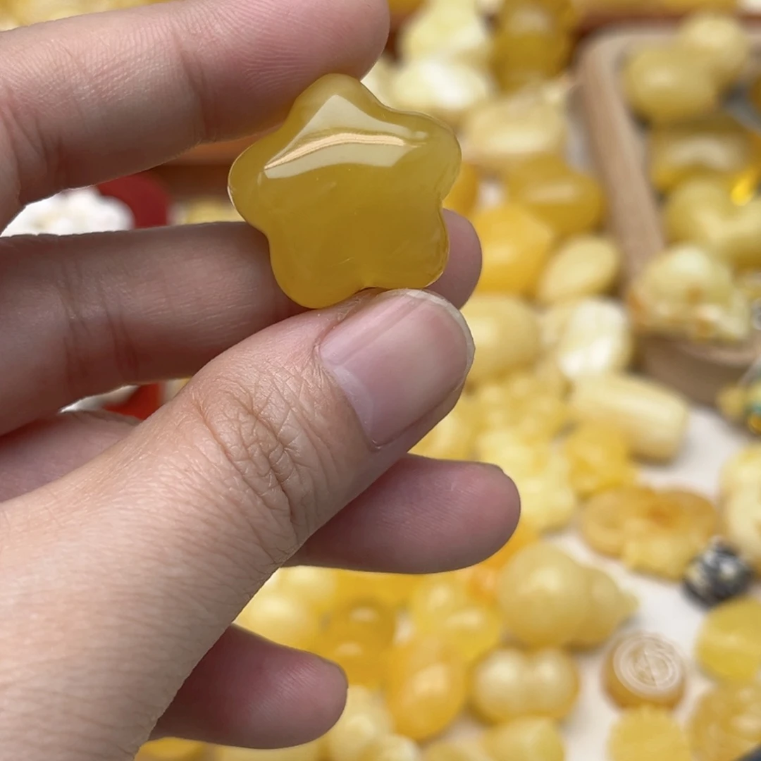 裸石蜜蜡未镶嵌配饰