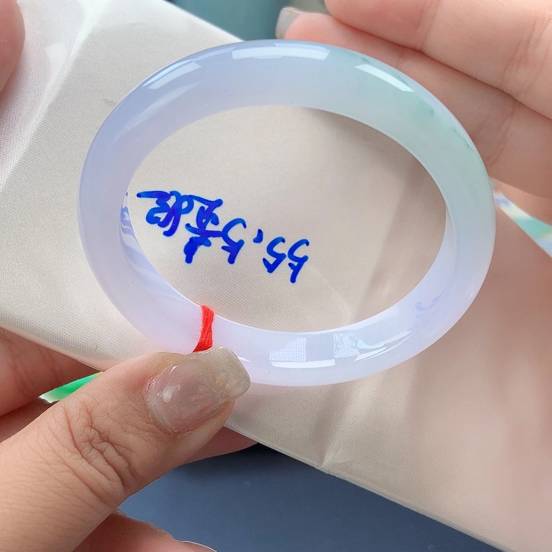 翡翠未镶嵌手镯38号贵妃