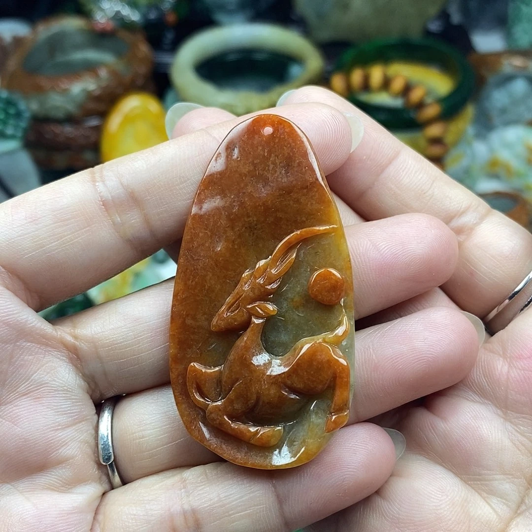 颈饰未镶嵌翡翠牌子