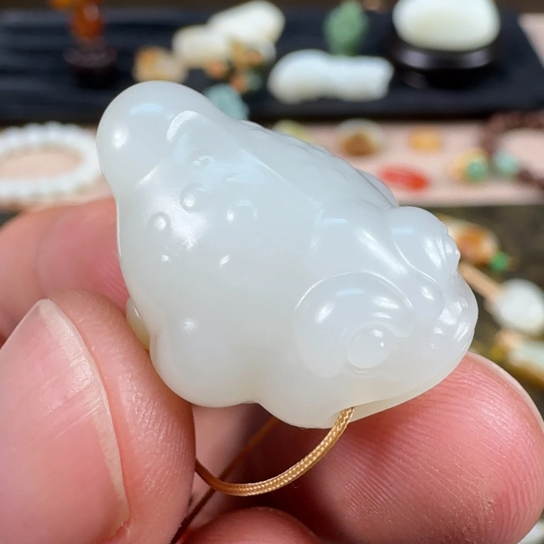 未镶嵌和田玉车挂