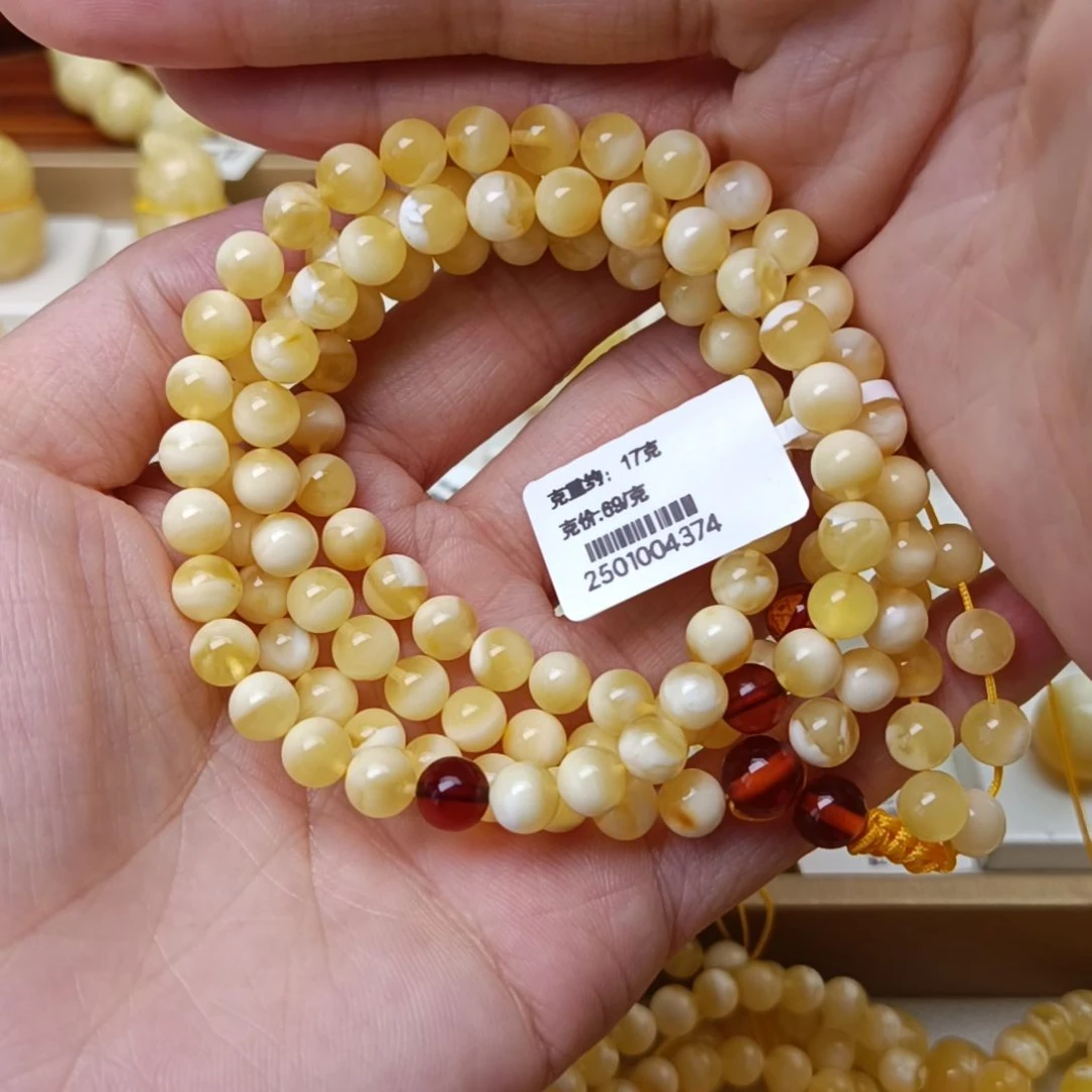 未镶嵌颈饰蜜蜡星****66+108  金白溶洞