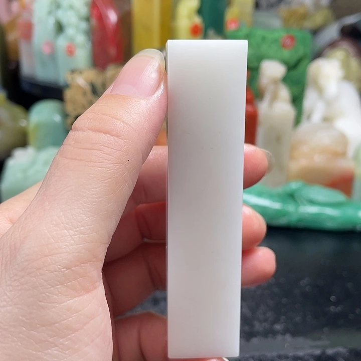 老挝石刀感偏硬的