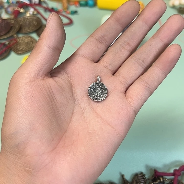 用***5玻璃颈饰玛吉阿米藏式臻品直播间