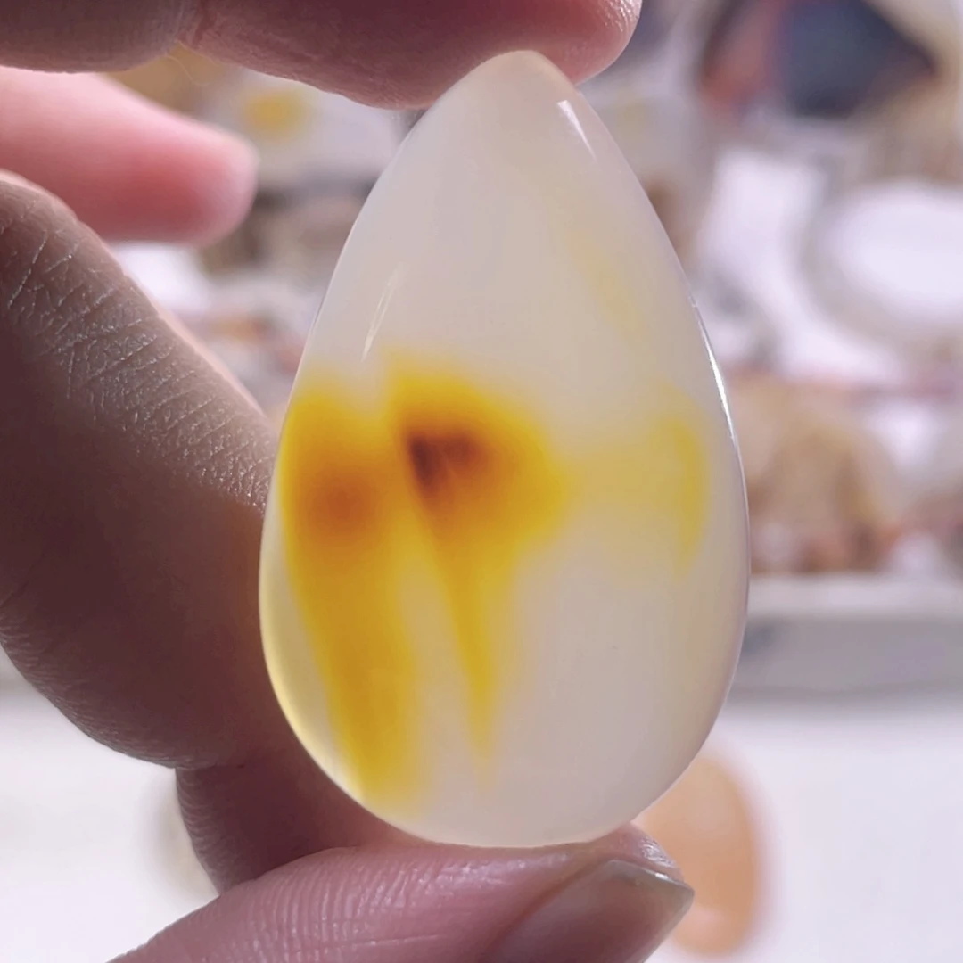 玛瑙/玉髓未镶嵌珠宝奇石