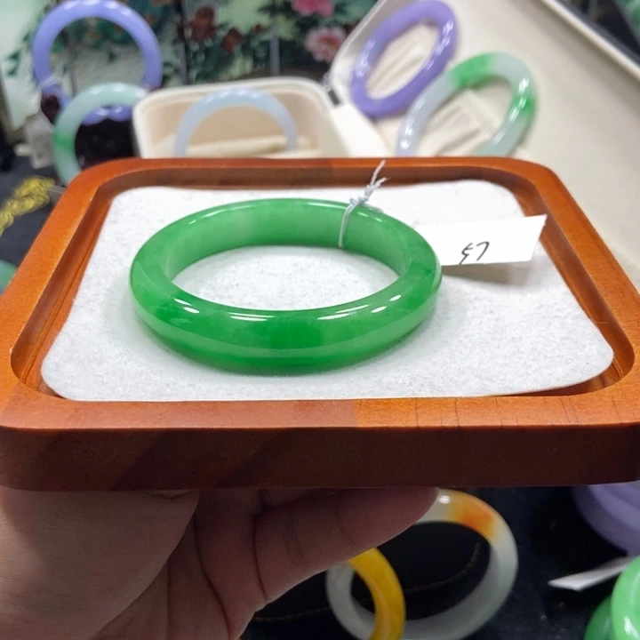 棠****非金属57-57手镯圈口