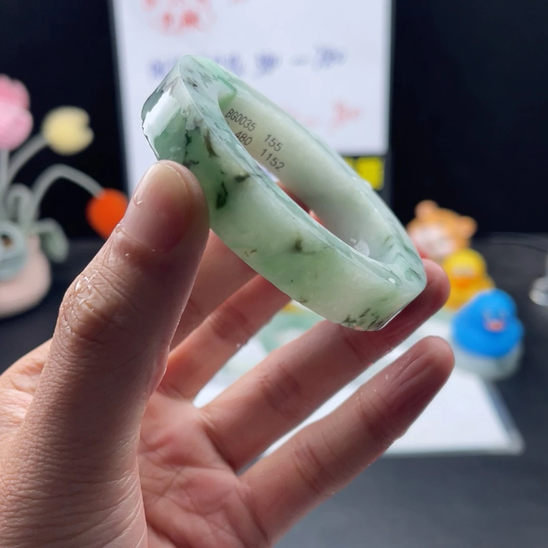 【闪购商品】定制翡翠手镯未镶嵌