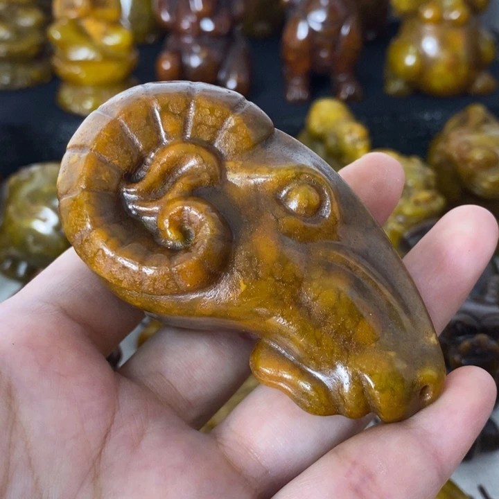 未镶嵌蛇纹石玉颈饰121