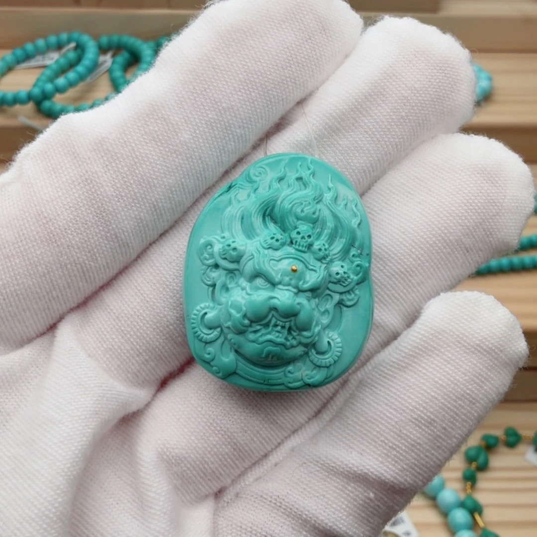 绿松石未镶嵌珠宝奇石