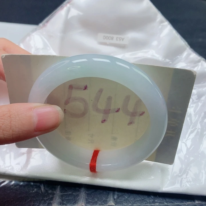 翡翠未镶嵌手镯圈口5253