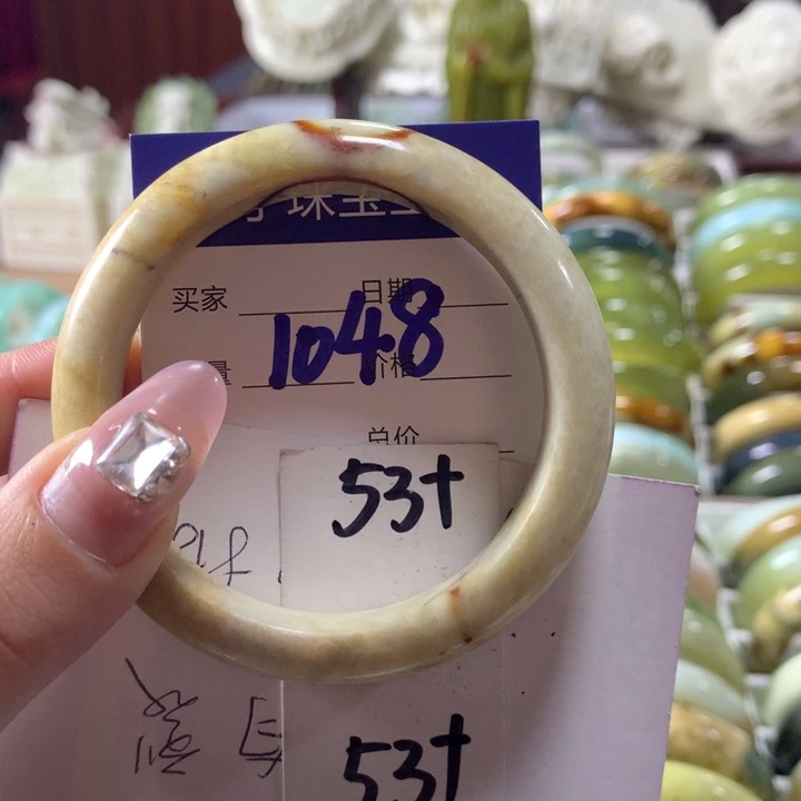 蛇纹石玉手镯未镶嵌1048