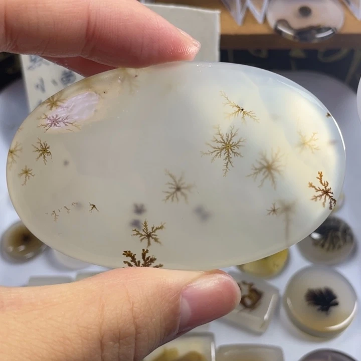 玛瑙/玉髓未镶嵌牌子
