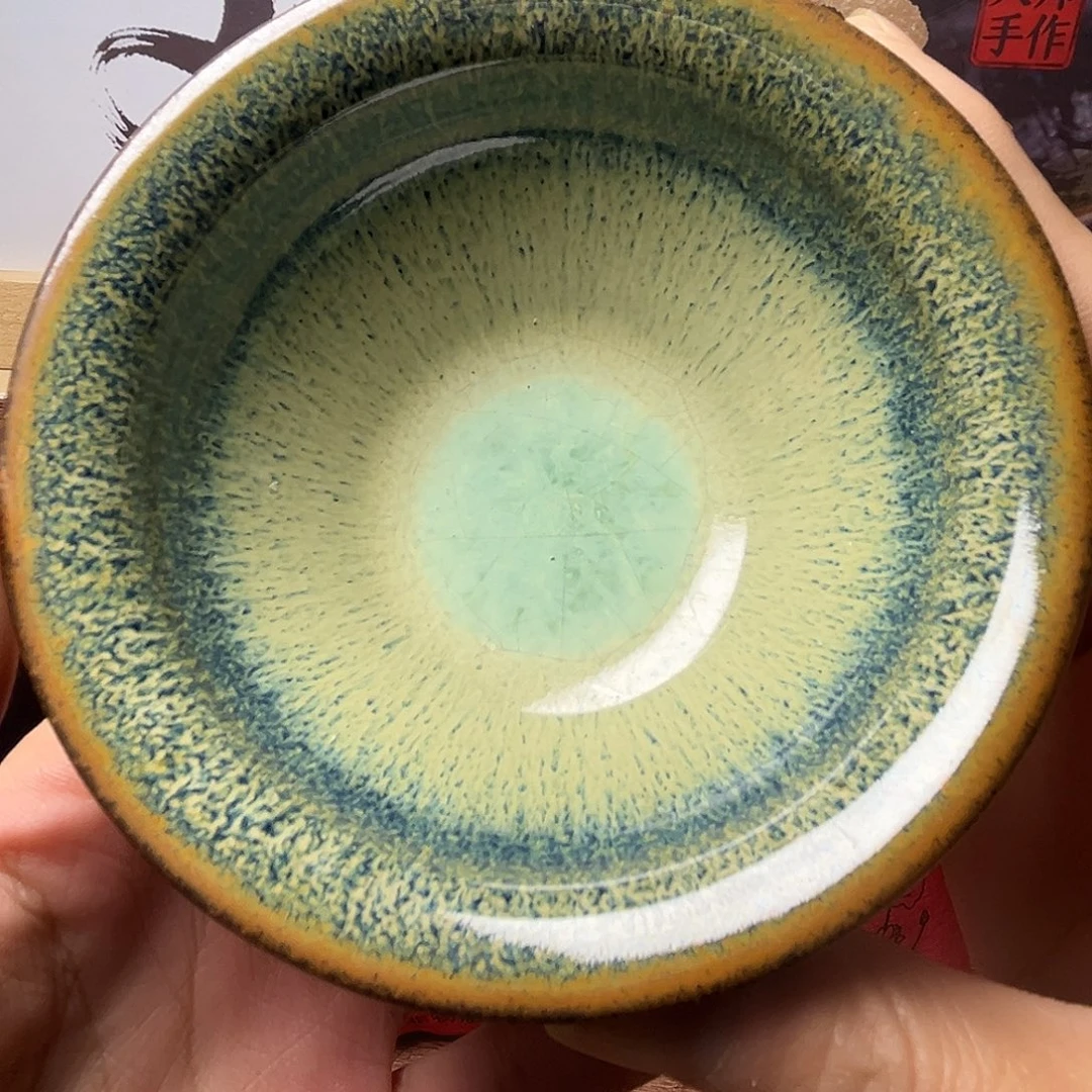 茶盏在这条街等的时间很