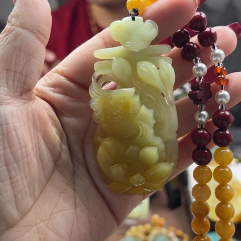 岫玉挂件未镶嵌挂件