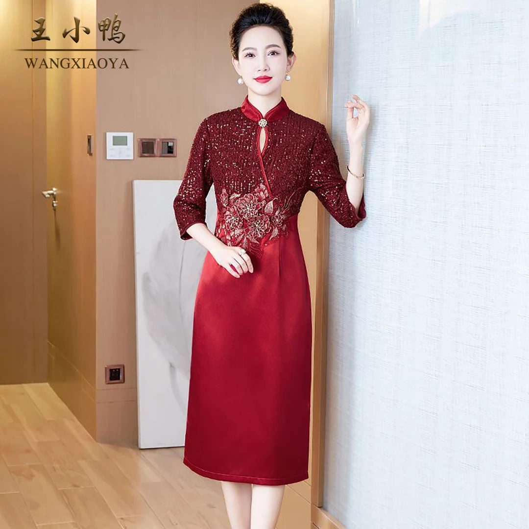 王小鸭新中式喜婆婆高贵复古改良旗袍2026春季新款修身妈妈连衣裙