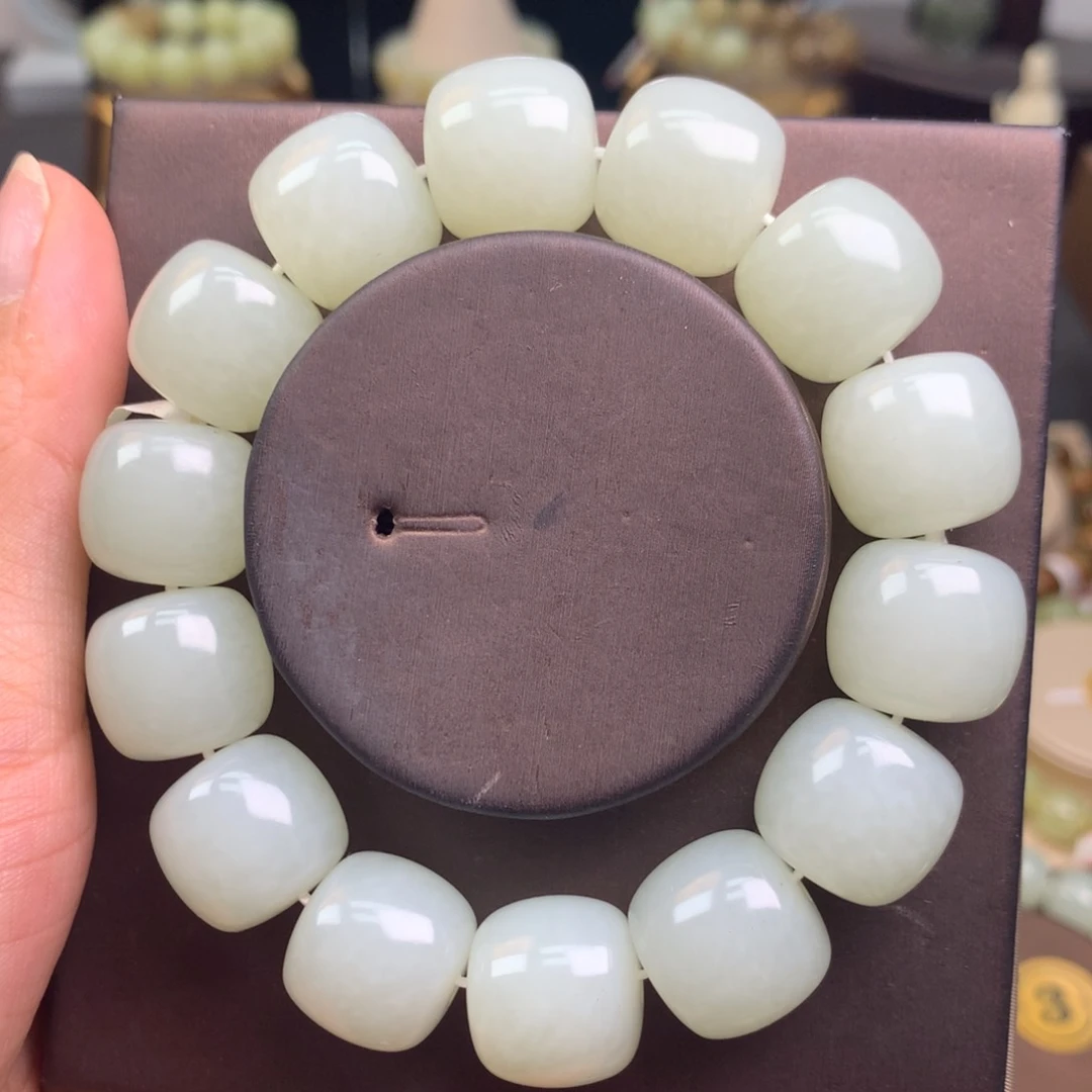 手链未镶嵌和田玉