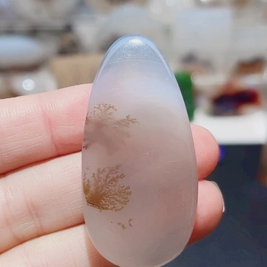 未镶嵌玛瑙/玉髓珠宝奇石蓝****饰