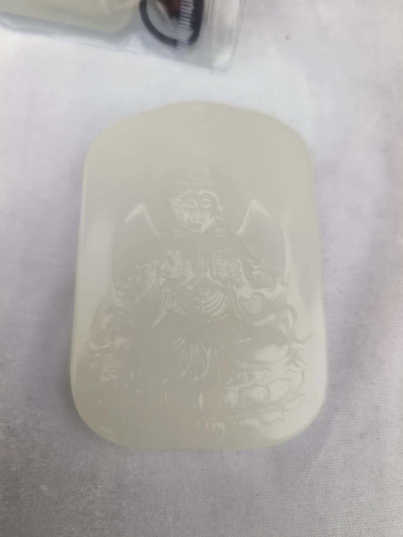 六九观音挂件色泽鲜艳油腻