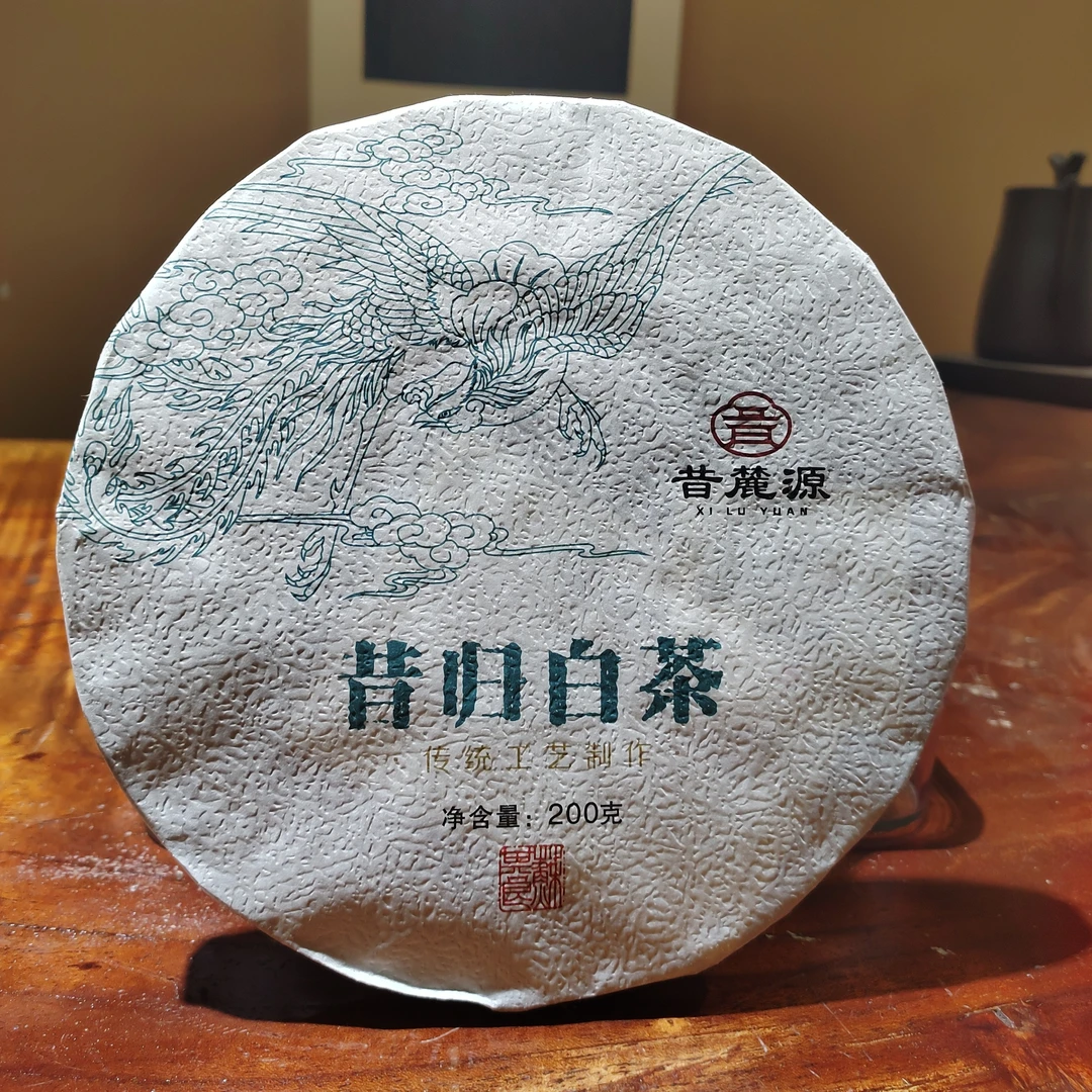 昔鹿源昔归白茶紧压茶200克