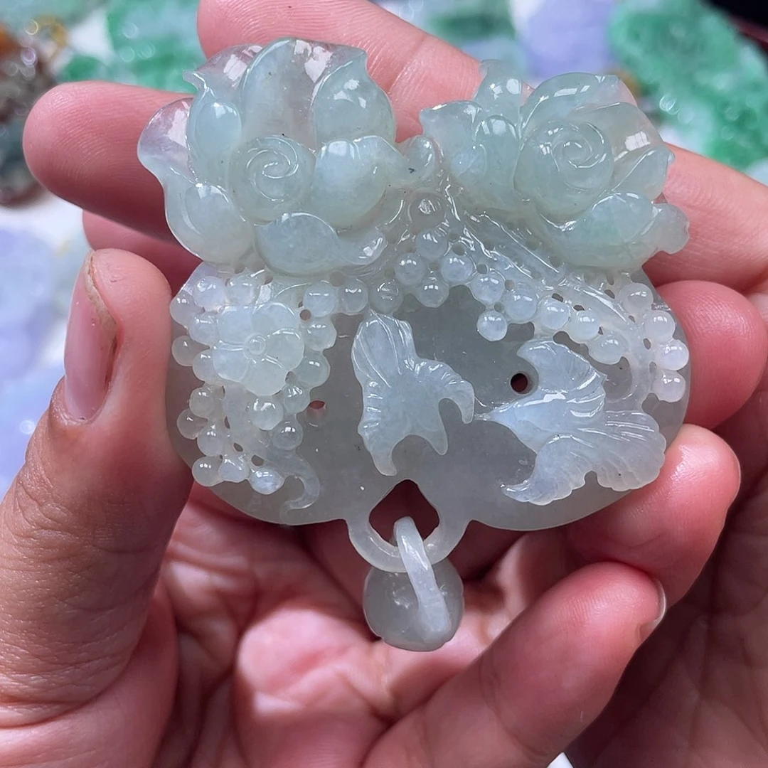 翡翠未镶嵌颈饰翡玉缘翡翠