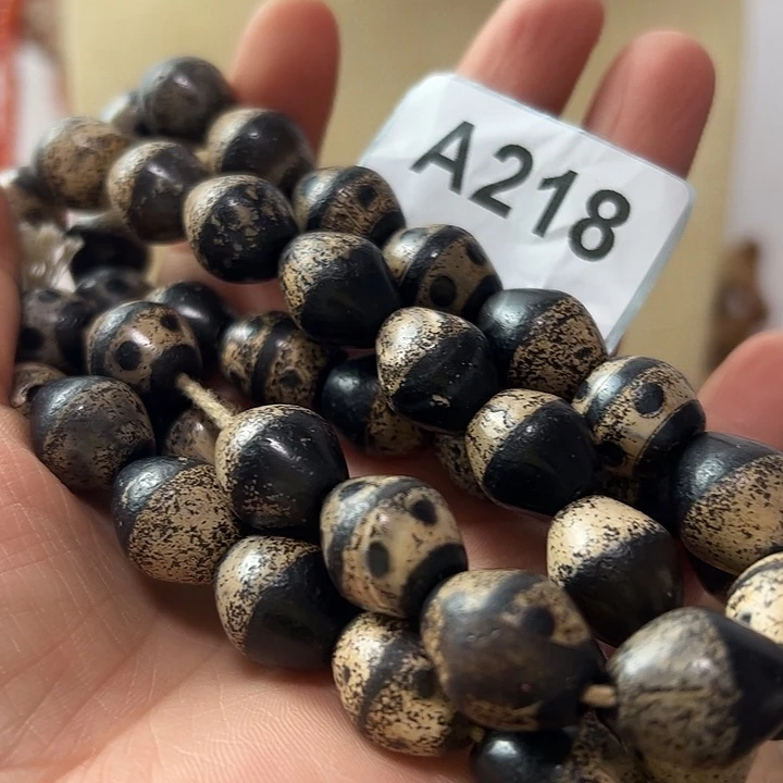 自***的未镶嵌颈饰玛瑙/玉髓