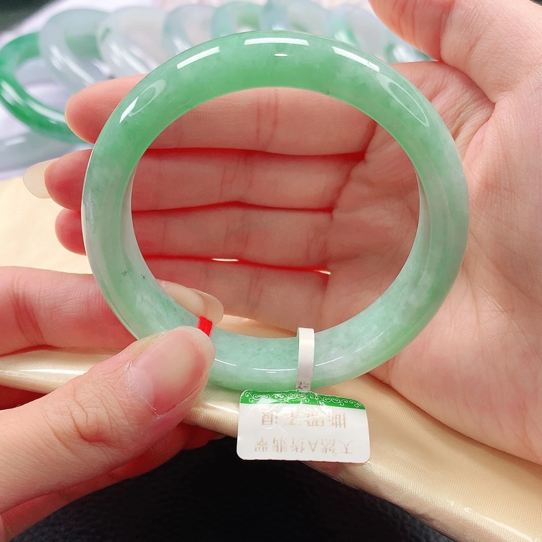 未镶嵌手镯翡翠5556圈