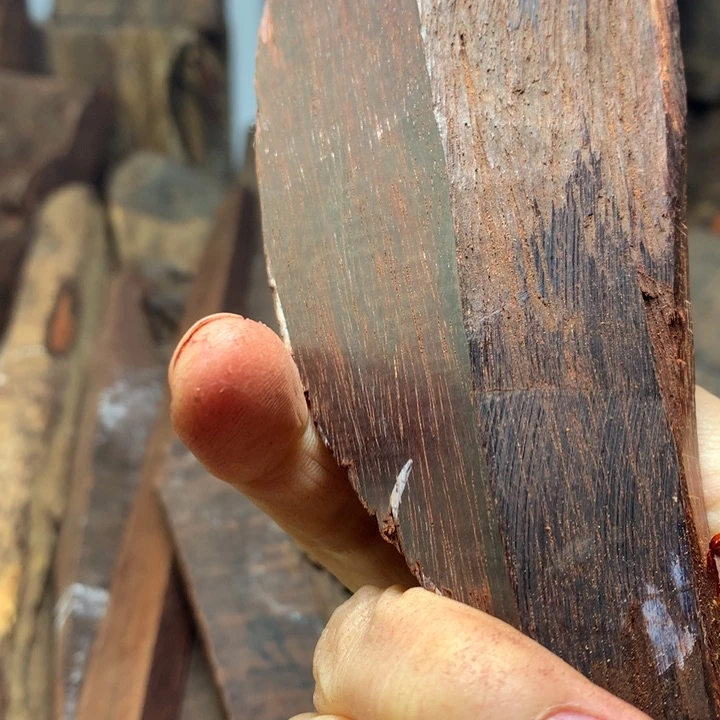 檀香紫檀（小叶紫檀）一***?