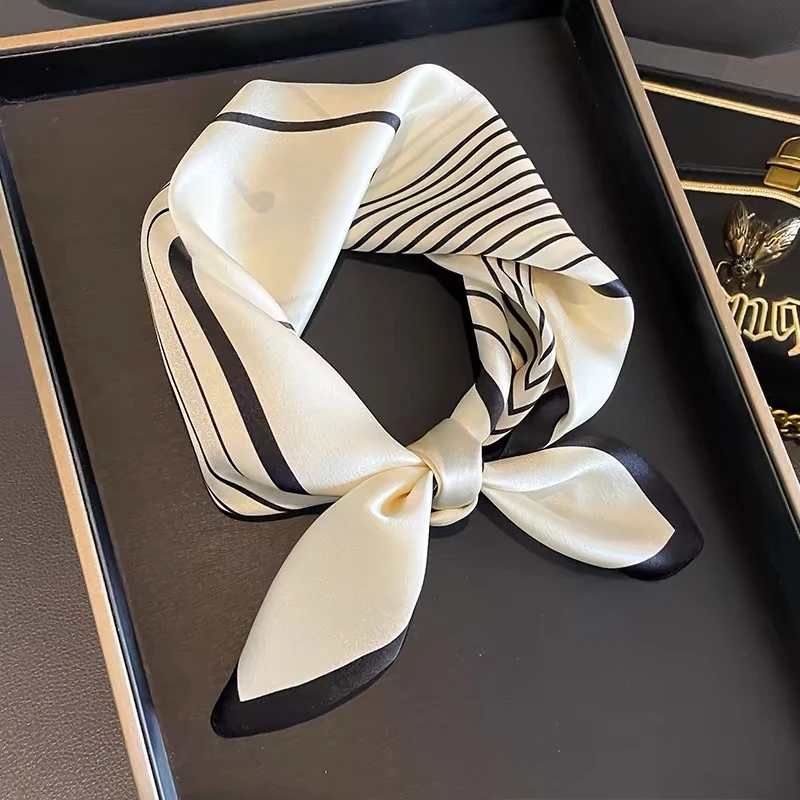 网红气质百搭重工钉子【丝巾·】