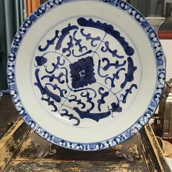 簡***單一个清花缠枝草大盘