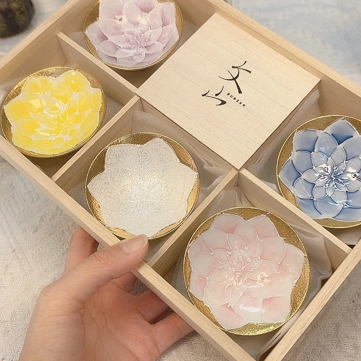 瓷片The first thing