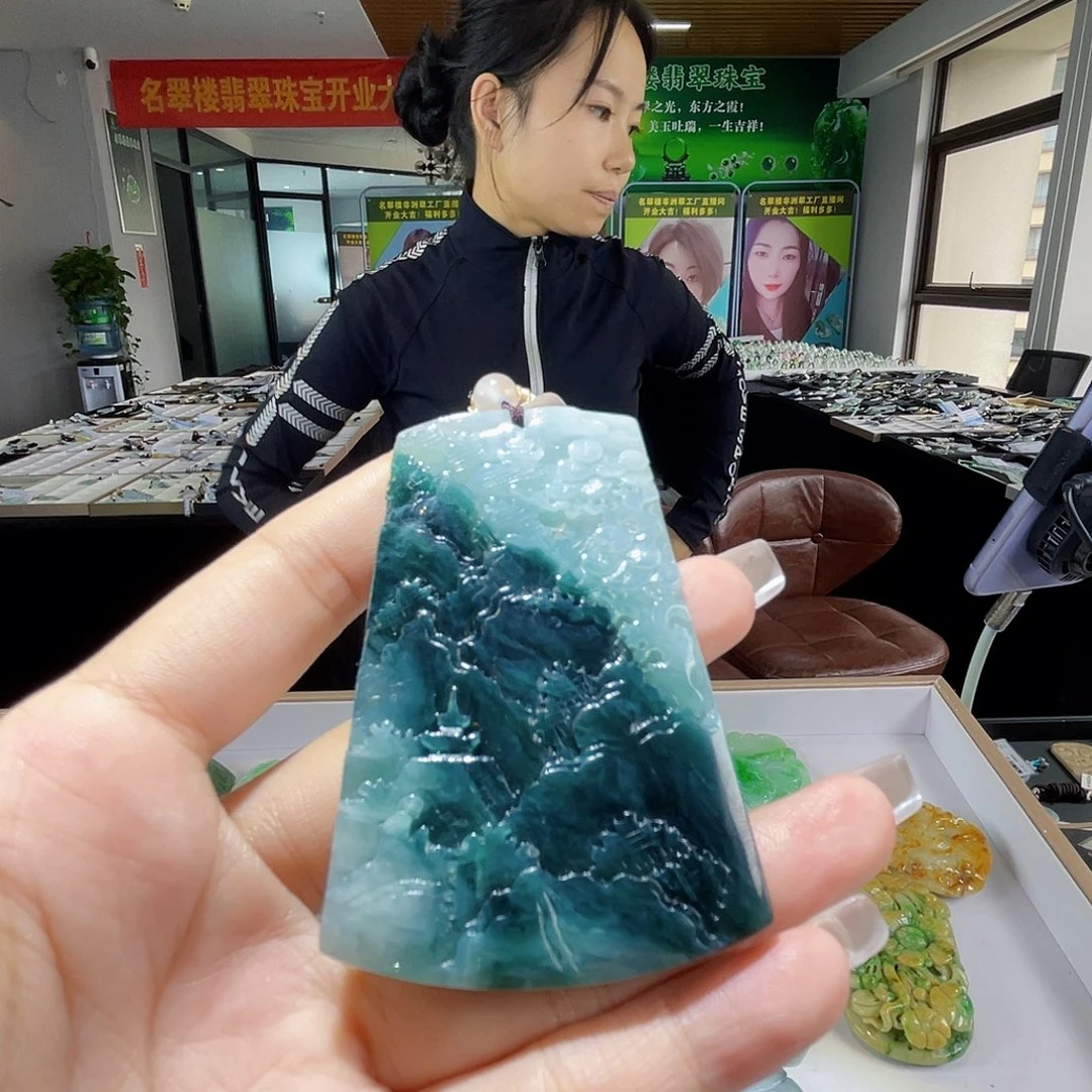 颈饰未镶嵌翡翠一