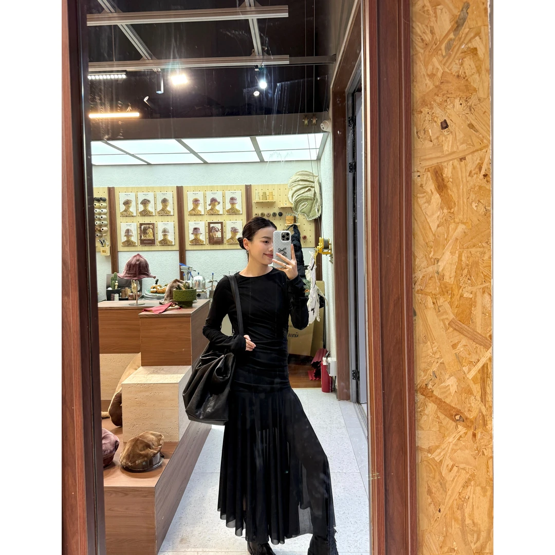 Seyora【月桂褶皱】修身褶皱收腰长袖长款连衣裙 L30739SY51