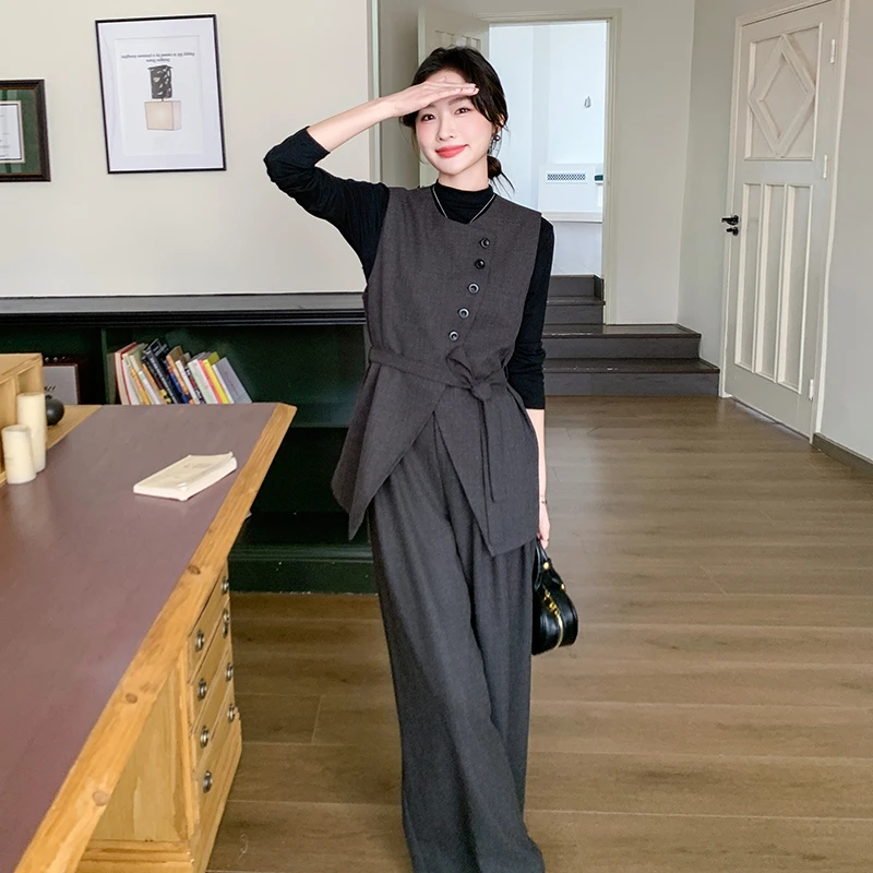高级感灰色马甲阔腿裤时尚套装女春2025新款韩系轻熟风气质三件套